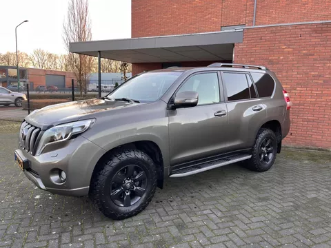 Toyota Land Cruiser 2.8 D-4D-F A/T Van